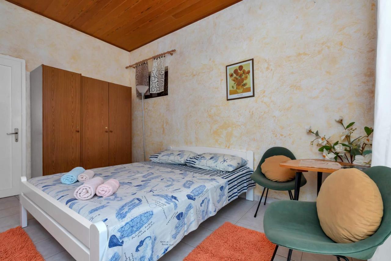 Apartments Vele Makarska Exterior foto