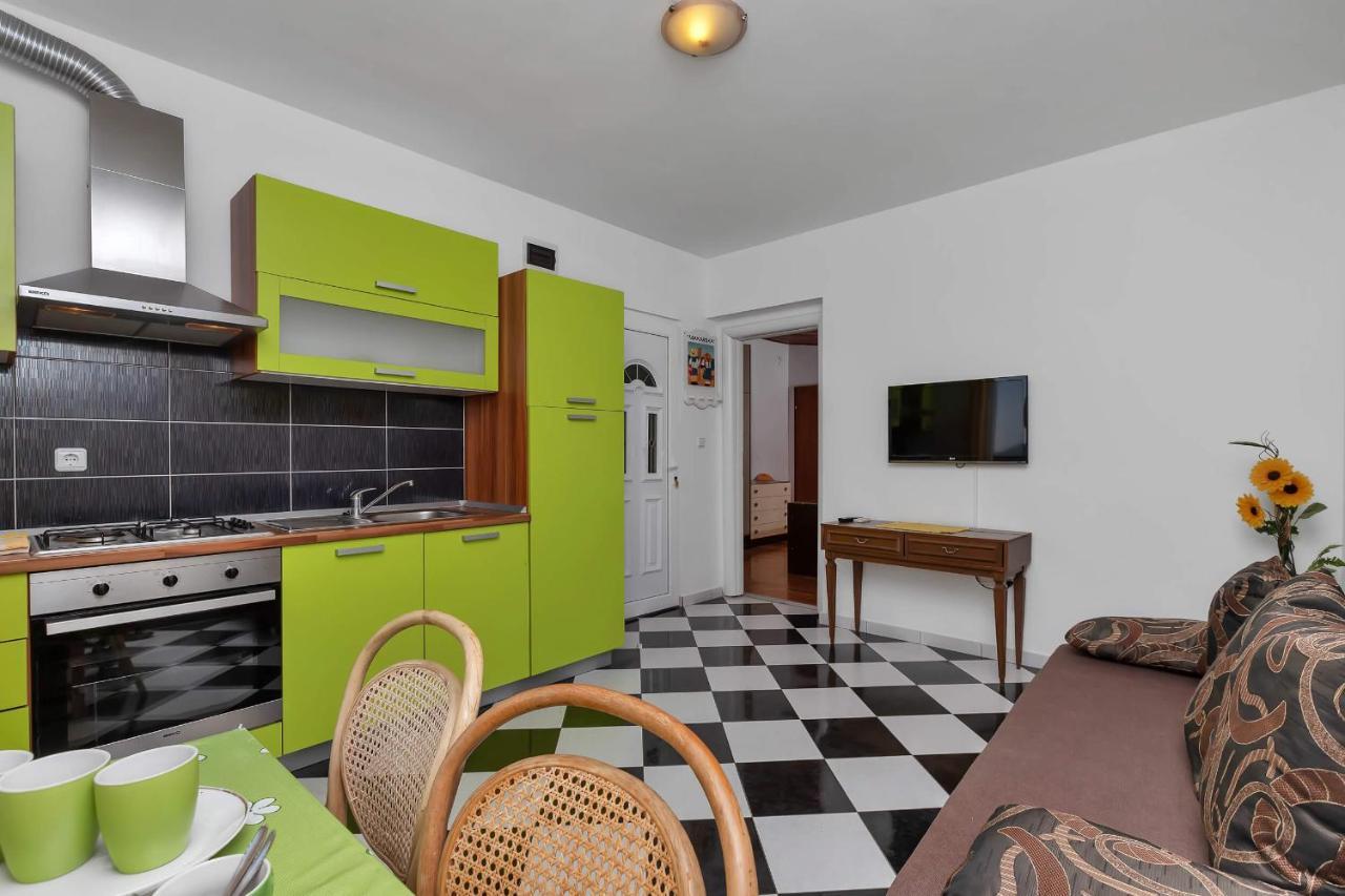 Apartments Vele Makarska Exterior foto